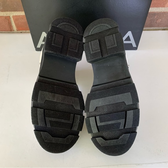 Aqua Womens Hiker Block Heel White Lace Up Hiking Ankle Boots US 7.5 M - Picture 5 of 9